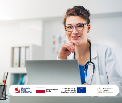 lekarka patrząca znad laptopa, na dole logotyp KPO, flaga Polski, flaga UE, logotyp Ministerstwa Zdrowia