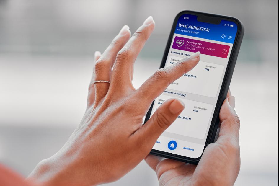 na ekranie telefonu widać aplikację mojeIKP