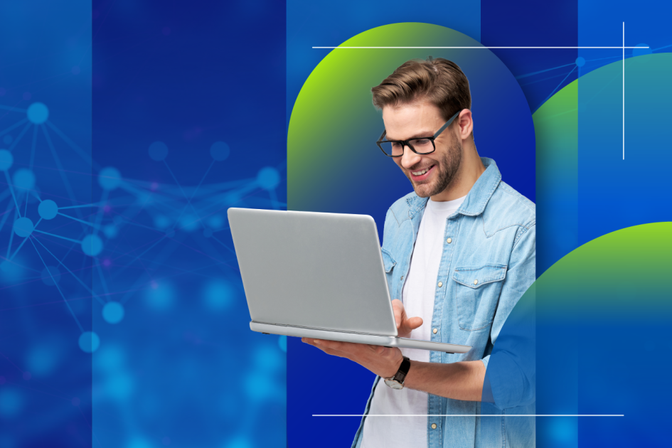 Pracownik przy komputerze