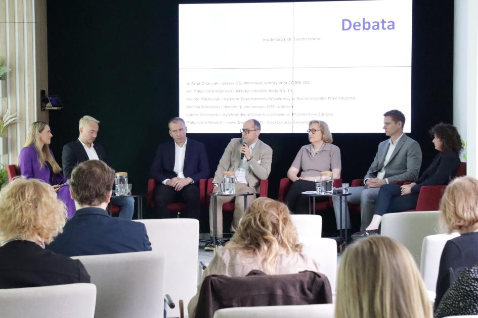 zdjęcie z debaty